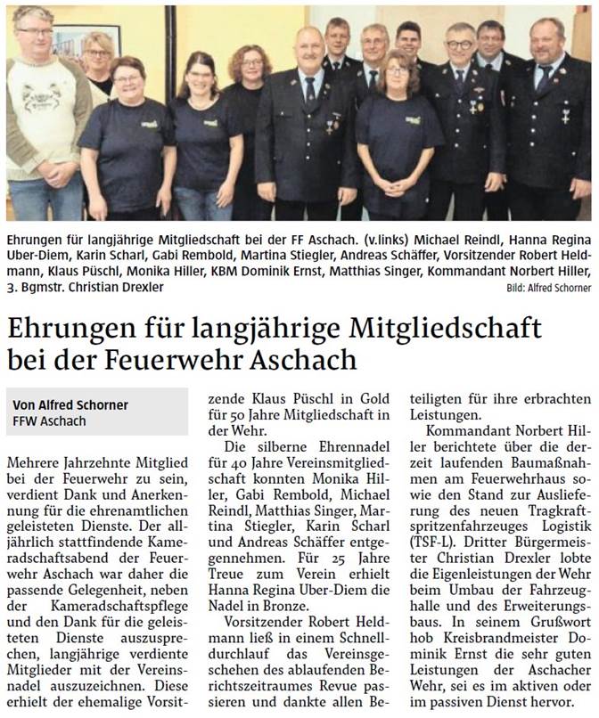 Ein Bild, das Text, Mann, Zeitung, Kleidung enthlt.

Automatisch generierte Beschreibung